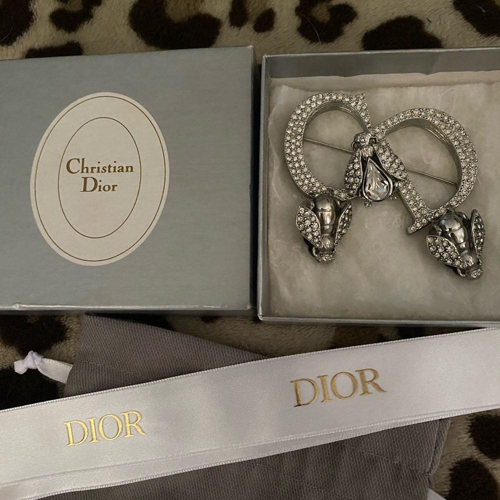 Antique Christian Dior Crystal Brooch + Earrings Set ✨FIRM PRICE✨
